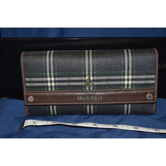 Bean Pole Trifold Wallet - Picture 8 of 8